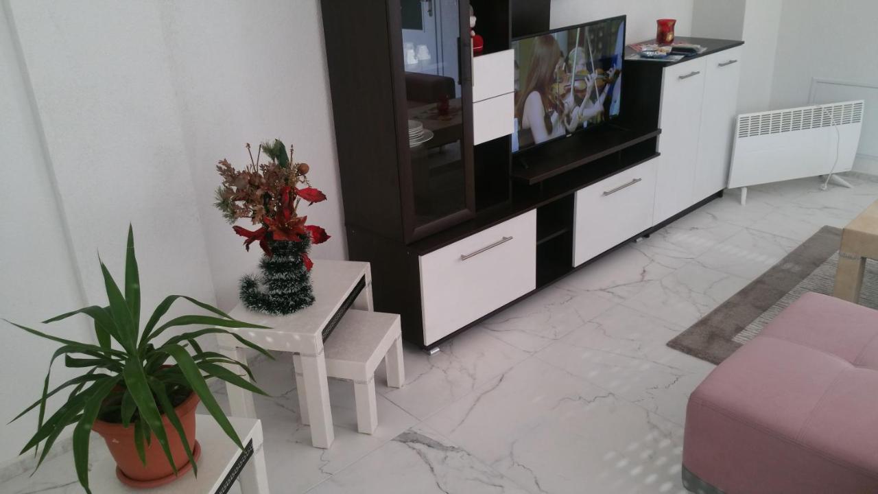 Xxl Apartments City Centar 1 Битоля Екстериор снимка